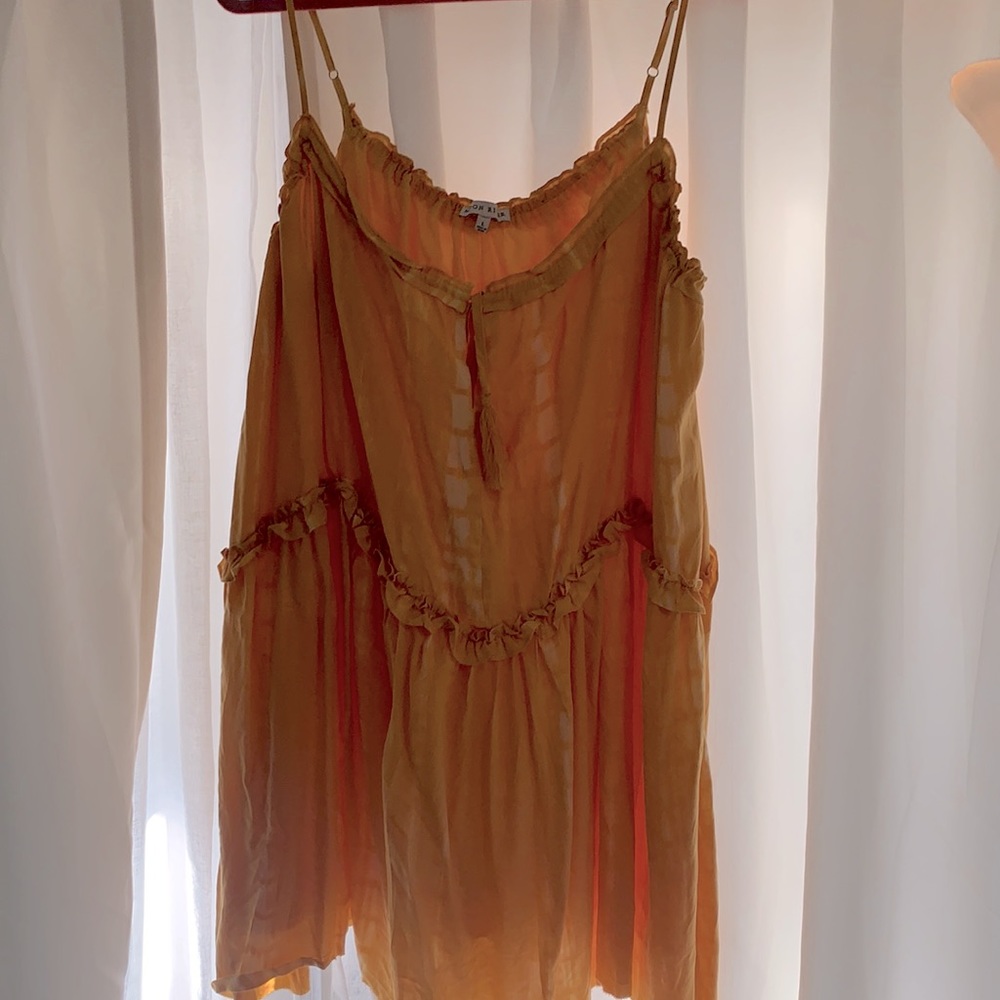 Yellow dress